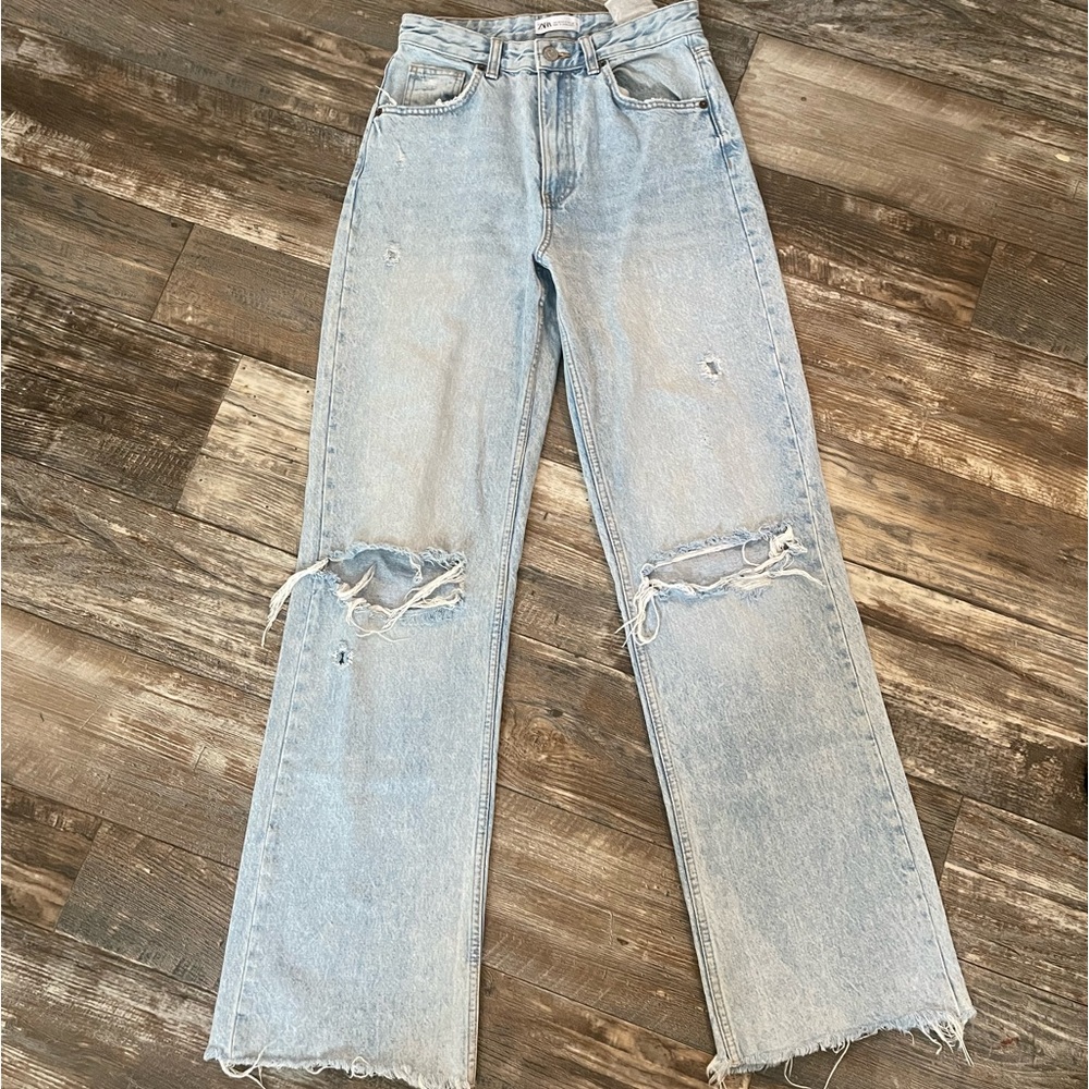 Zara jeans, SIZE USA 6, denim, knee cutouts, wide leg frayed raw hem